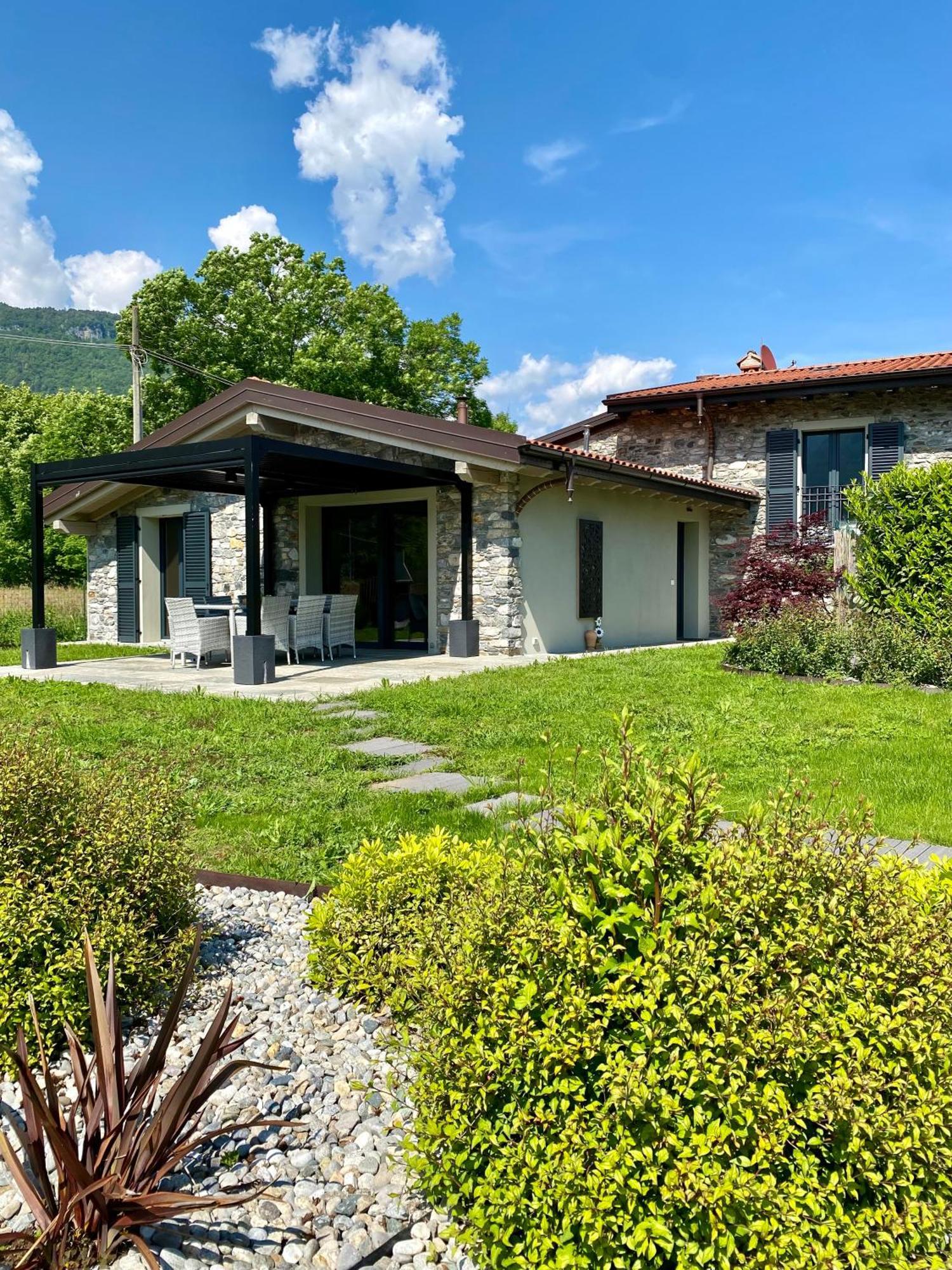 Villa Larius Gravedona Kültér fotó